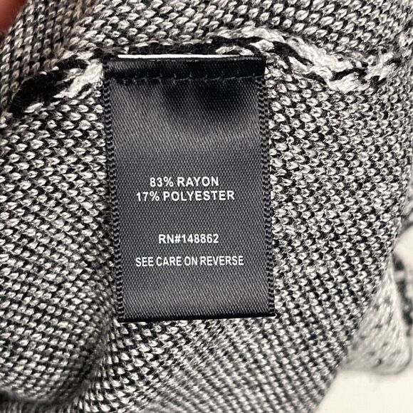 NWT Torrid Knit Sweater Dress Size 4X Sleeveless Rayon Gray Snakeskin Print - Picture 7 of 8